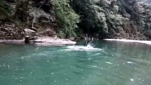 工作人员疏忽致飞机起落架无法收回,国航致歉